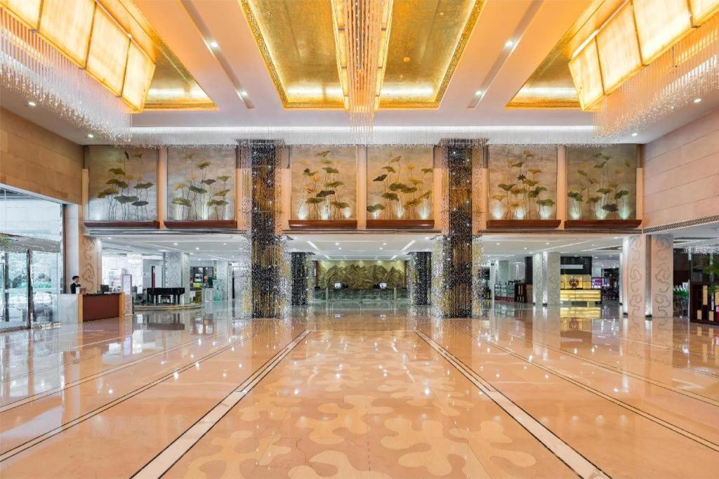 West International Trade Grand Hotel Pequim Exterior foto